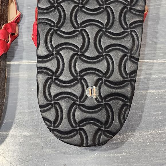 Alexis Bendel Sandal Red Slip On Cork Style Crisscross Flats Buckle Size 11 - Picture 8 of 8